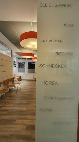 Wartezimmer HNO Praxis Stade